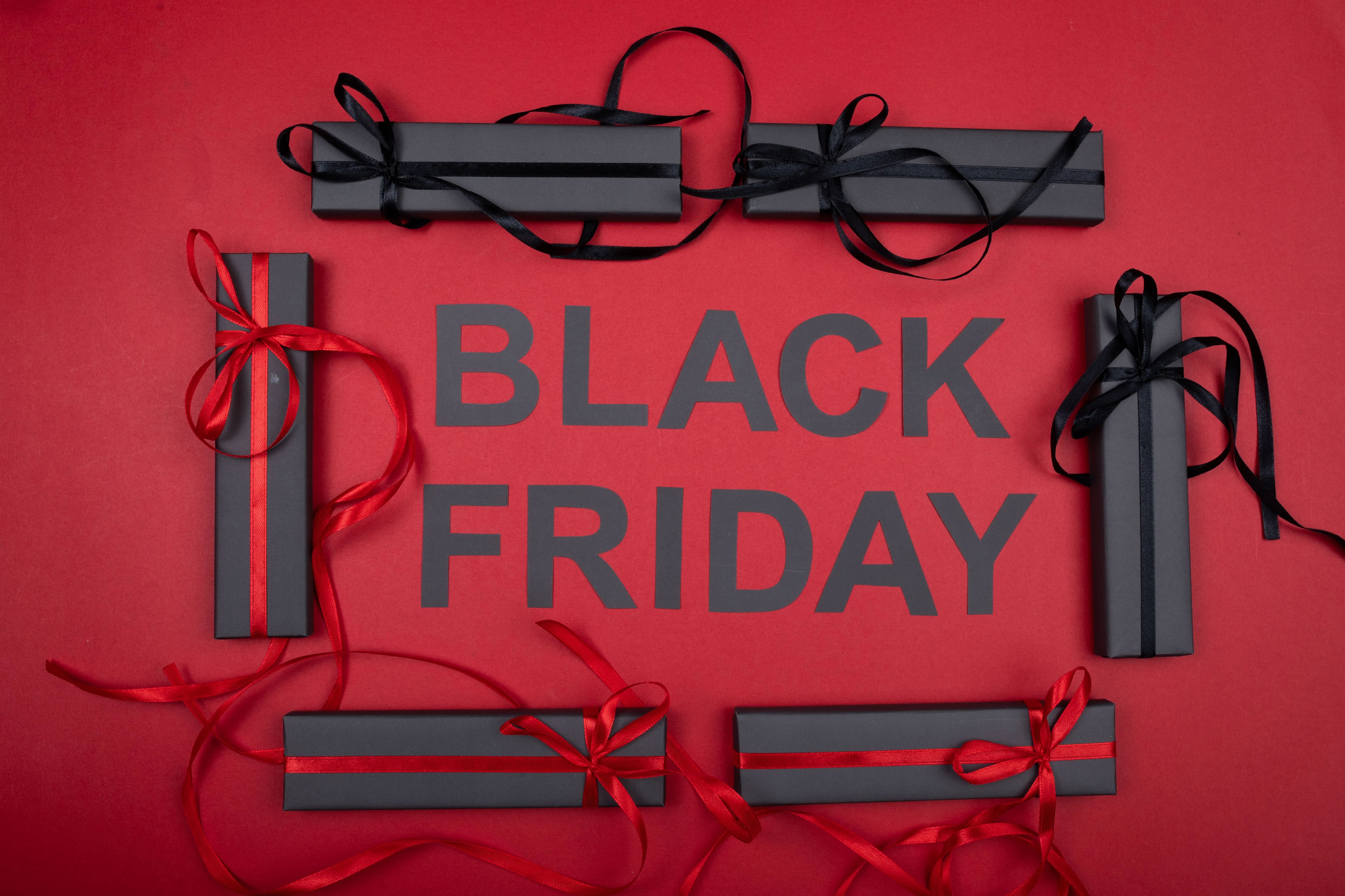 Compare Black Friday vs Cyber Monday before you buy.
